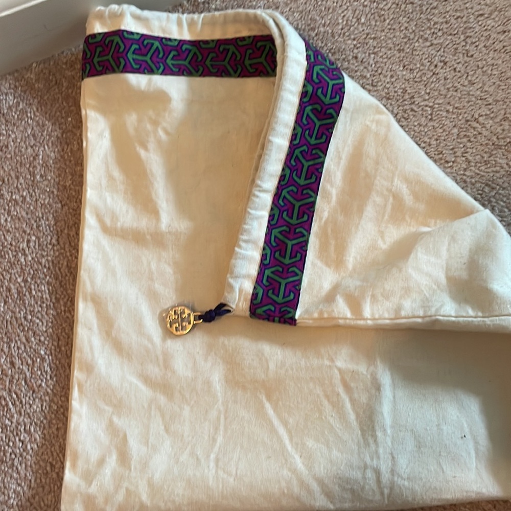 Tory Burch - Picture 4 of 5